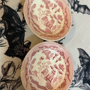 Vintage Pink/Red Willow Tea Saucer